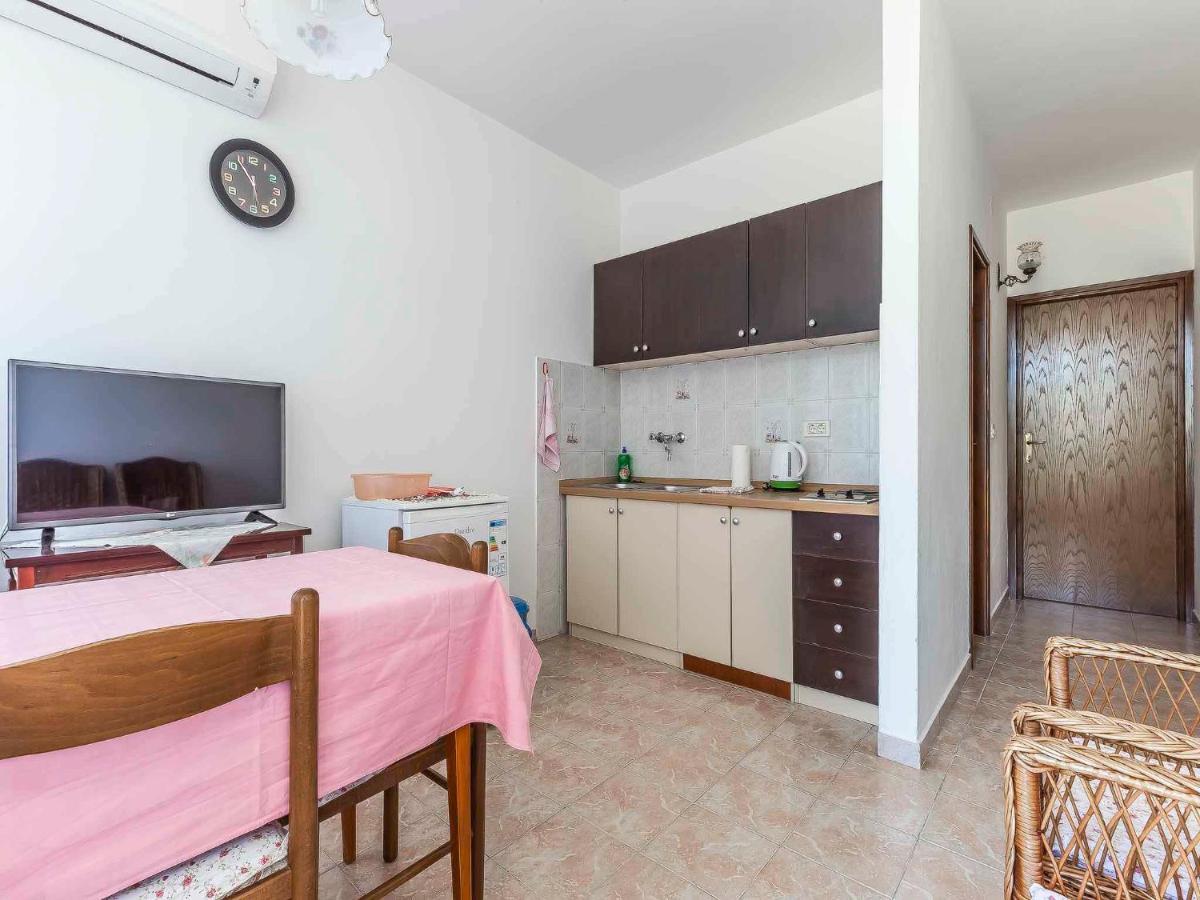 In Borik Apartment *